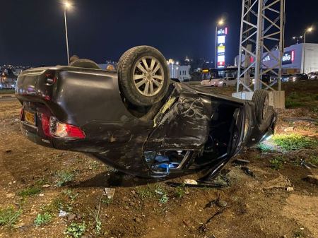 الناصرة : انقلاب مركبة واصابة شابة بجراح متوسطة